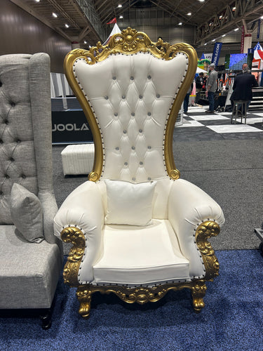 Sweetheart throne chair