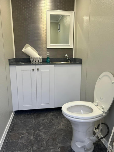 Restroom, 2 stall luxury trailer