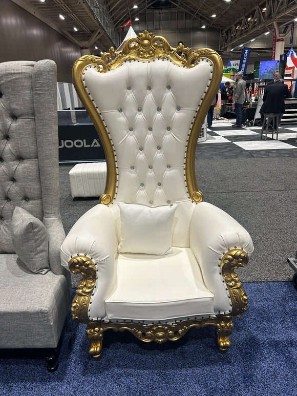 Sweetheart throne chair